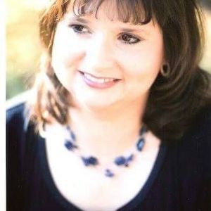 Meet your Posher, Connie